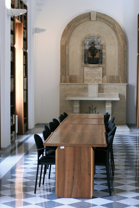 Biblioteca consacrata a San Giovanni Bosco